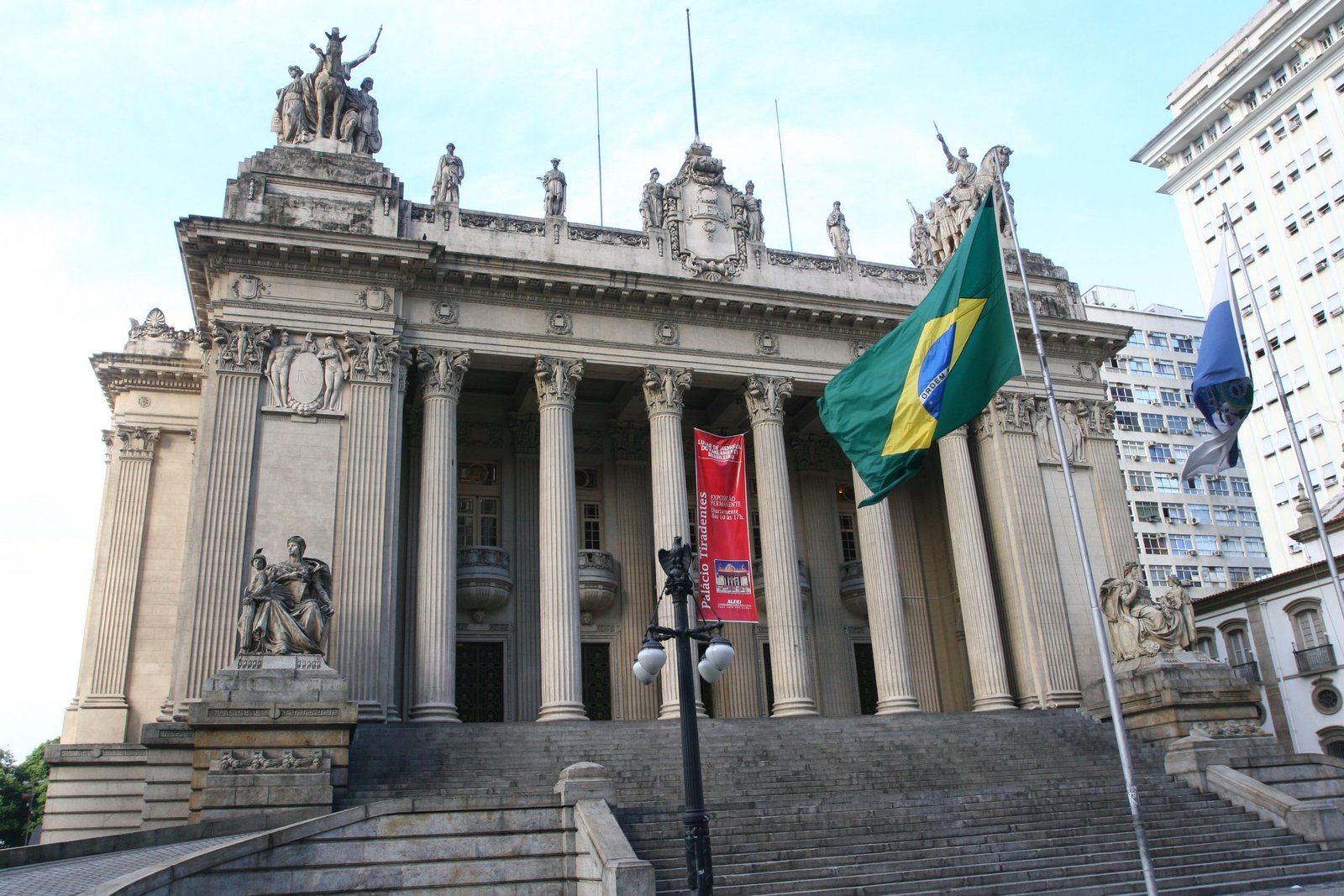 Câmara Municipal do Rio lidera gastos com pessoal no Brasil, com despesas de R$ 1,08 bilhão em 12 meses